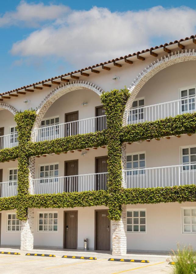Beach House By Eazy Ensenada Esterno foto